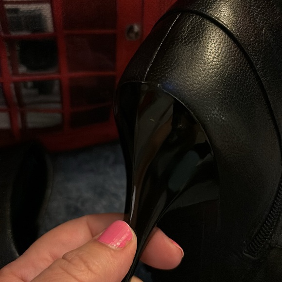 Enzo Angiolini Leather Ankle Booties Size 8 - Picture 9 of 14